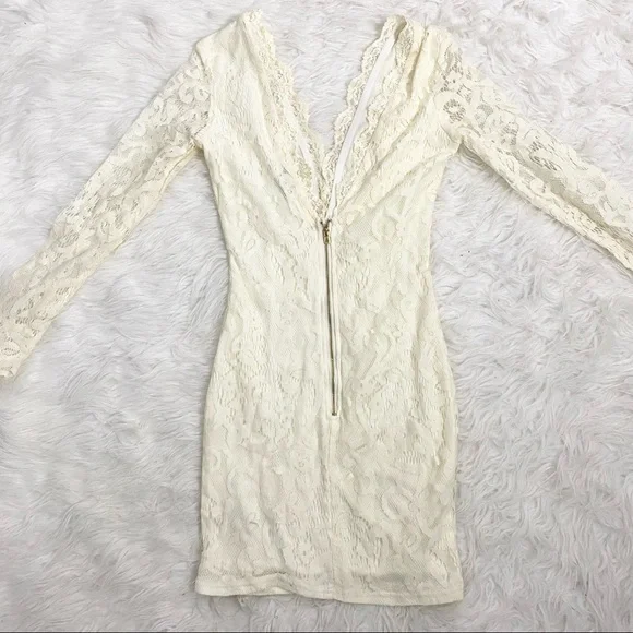 TOBI Cream Floral Lace Long Sleeve Dress - Picture 2 of 5